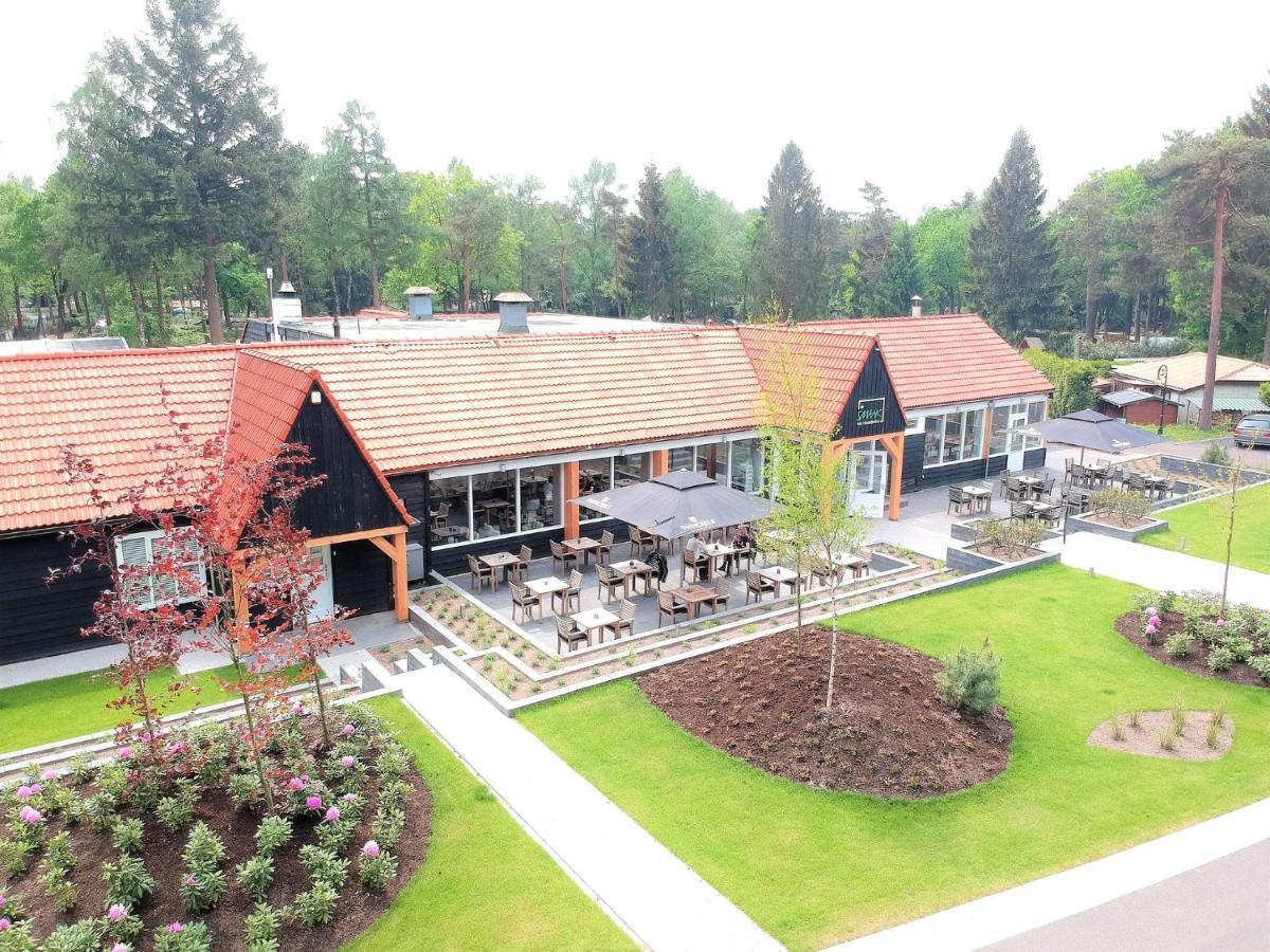 Cozy Chalet With A Jetty Nearby De Veluwe Villa Hoenderloo Luaran gambar